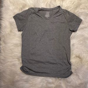 Danskin Dri-more Girls Gray Activewear tee shirt size X-Large 14-16